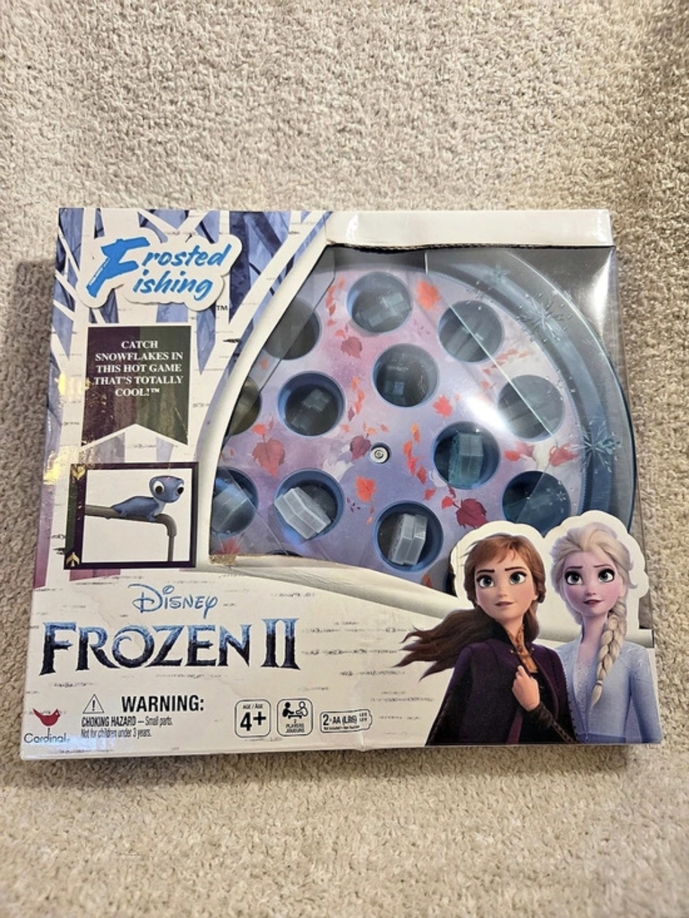 Disney Frozen II Frosted Fishing Game